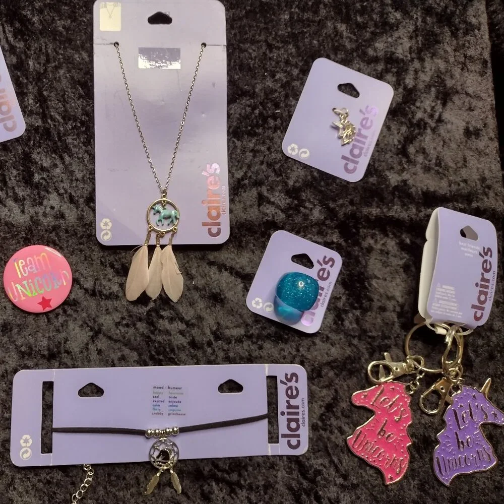 Claire's Unicorn Necklace Choker Ring Bracelet Earrings Friend Keychains & Charm